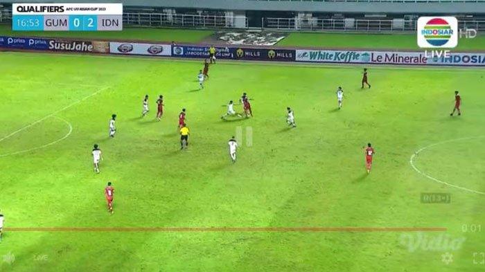Cuplikan pertandingan di babak pertama Guam Vs Timnas U-17 Indonesia di Stadion Pakansari, Cibinong, Bogor Senin (3/10/2022).