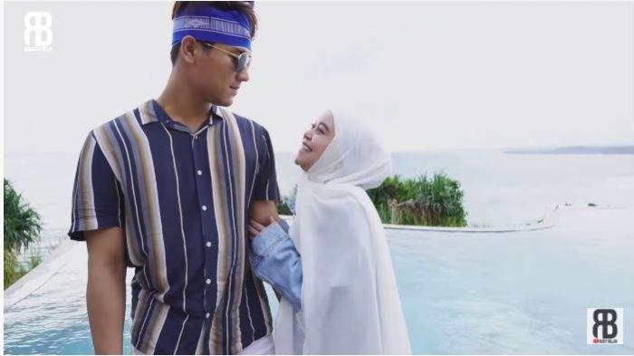 Kemesraan Rizky Billar dan Lesti Kejora saat liburan bersama di Sumba, Nusa Tenggara Barat, diunggah Jumat (15/1/2021).