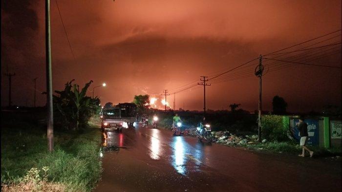 Kilang milik PT RU VI Balongan Indramayu terbakar hebat, Senin (29/3/2021) dini hari.