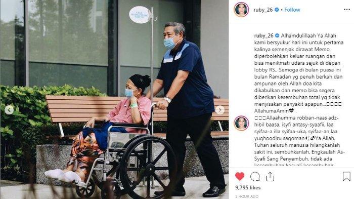 Momen saat Ani Yudhoyono pertama kali diijinkan keluar dari kamar inap setelah tiga bulan tak meninggalkan kamar sama sekali. (Instagram/ruby_26)