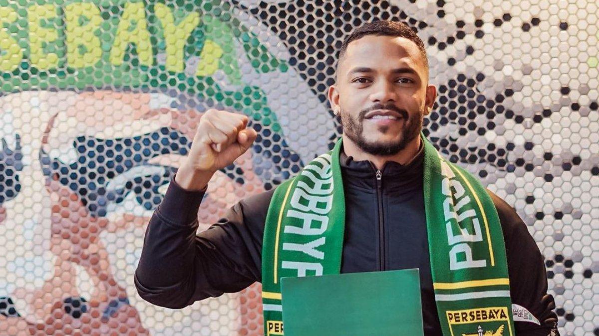Paulo Victor resmi menjadi pemain anyar Persebaya Surabaya untuk putaran kedua Liga 1 2022, Rabu (11/1/2023).