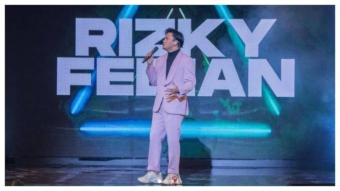 Penyanyi Rizky Febian.