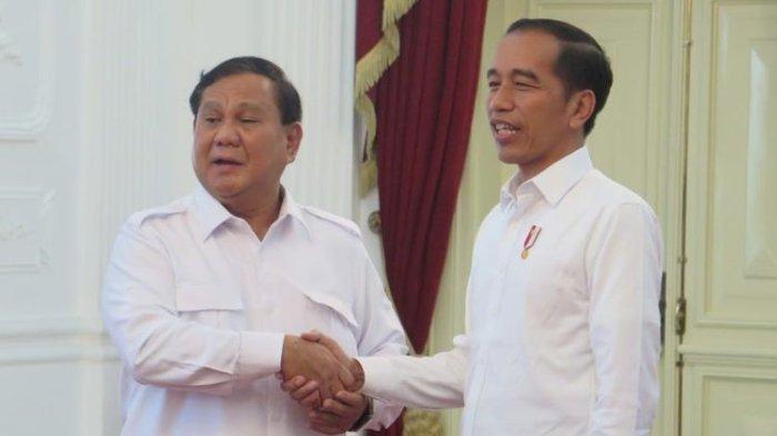 Presiden Joko Widodo bertemu Ketua Umum Partai Gerindra Prabowo Subianto, di Istana Kepresidenan, Jakarta, Jumat (11/10/2019).