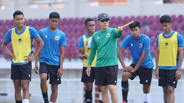 Cuplikan sesi latihan bersama Timnas U-20 Indonesia jelang Kualifikasi Piala AFC U-20 2023 pada postingan Instagram @pssi, Senin (12/9/2022).